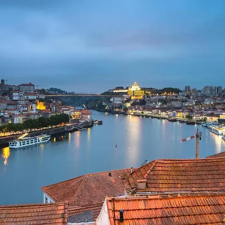 Charming 1-bedroom In * Porto